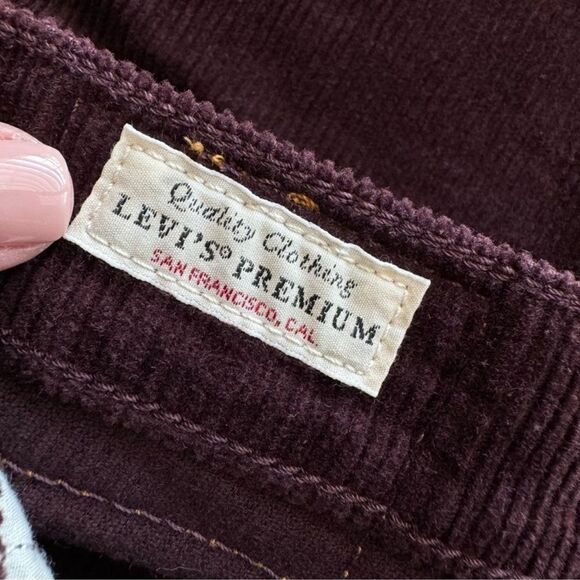 Levi's Ribcage Boot Cut Pants Jeans in Malbec Cord Corduroy - Picture 15 of 16